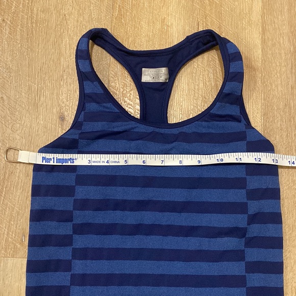 Athleta Rev Up Stripe Tank Size M - Picture 8 of 9